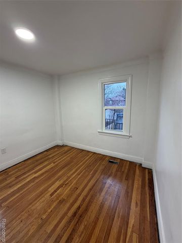 17545 Pennington Drive, Detroit, MI 48221