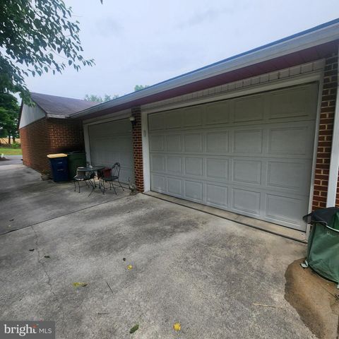 493 CRISWELL DRIVE, Boiling Springs, PA 17007
