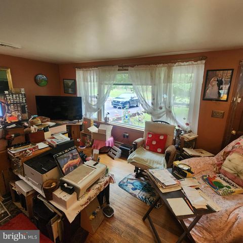 493 CRISWELL DRIVE, Boiling Springs, PA 17007