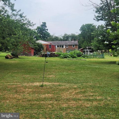 493 CRISWELL DRIVE, Boiling Springs, PA 17007