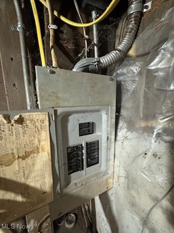 9411 Beacon Avenue, Cleveland, OH 44105