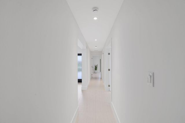 20195 Back 9 Drive, Boca Raton, FL 33498