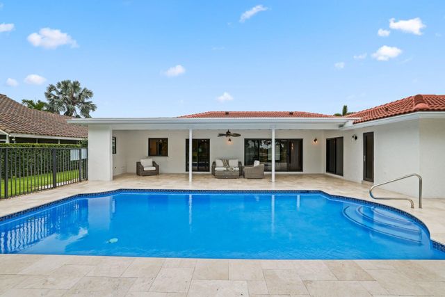 20195 Back 9 Drive, Boca Raton, FL 33498