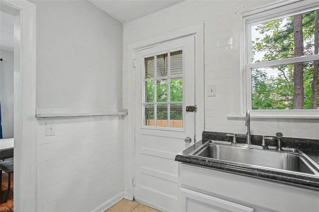 3347 Clark CIR, Norfolk, VA 23509