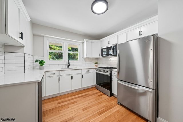 415 Claremont Ave 1G, Montclair Twp., NJ 07042