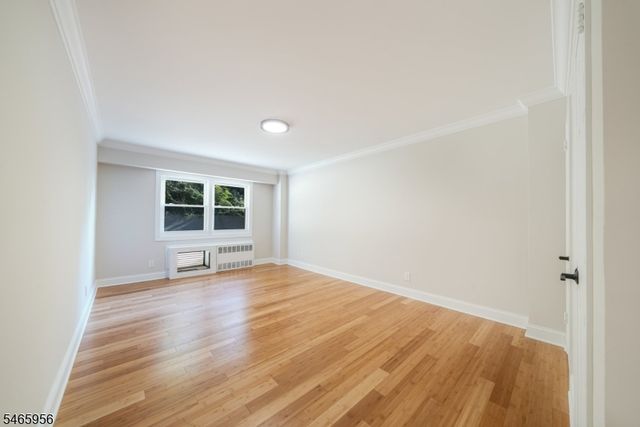 415 Claremont Ave 1G, Montclair Twp., NJ 07042