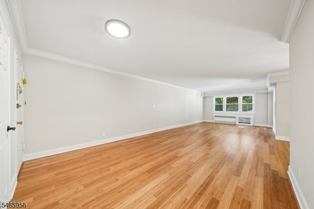 415 Claremont Ave 1G, Montclair Twp., NJ 07042