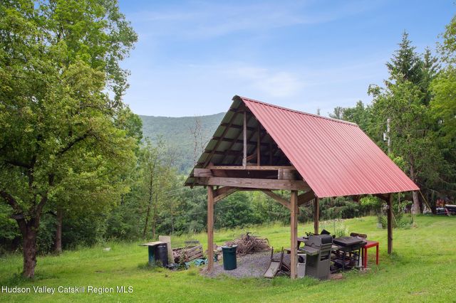490 Ecker Hollow Road, Schoharie, NY 12157