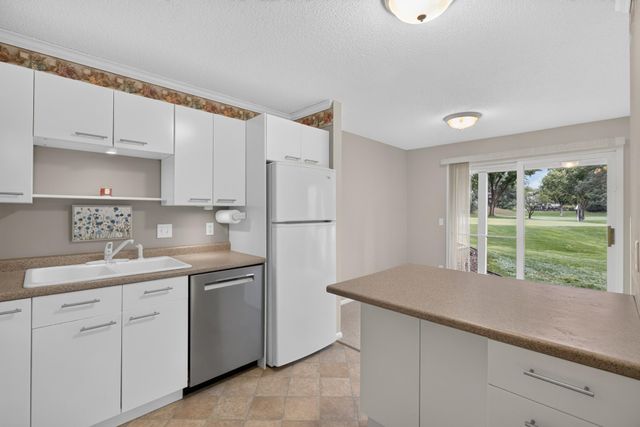 14358 Fairway Drive, Eden Prairie, MN 55344