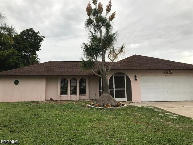 1726 SE 10th PL, Cape Coral, FL 33990