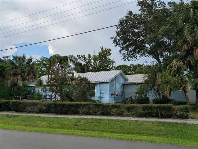 2915 W BALLAST POINT BOULEVARD, Tampa, FL 33611