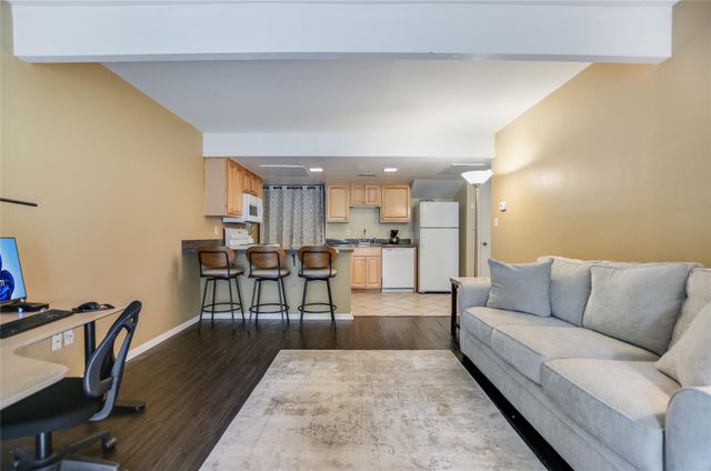 207 Hi CIR N 112, Horseshoe Bay, TX 78657