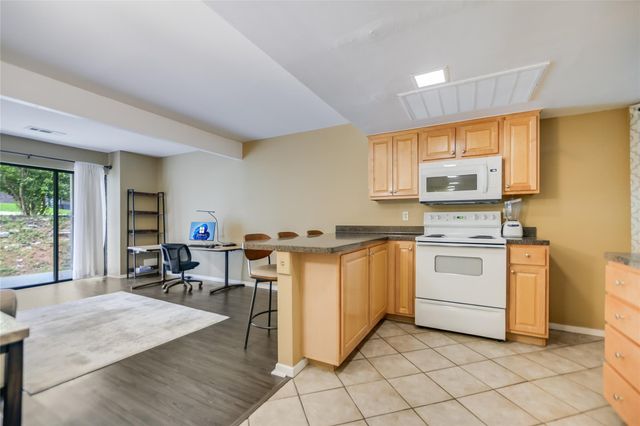 207 Hi CIR N 112, Horseshoe Bay, TX 78657