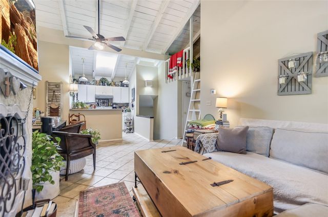 207 Hi CIR N 112, Horseshoe Bay, TX 78657