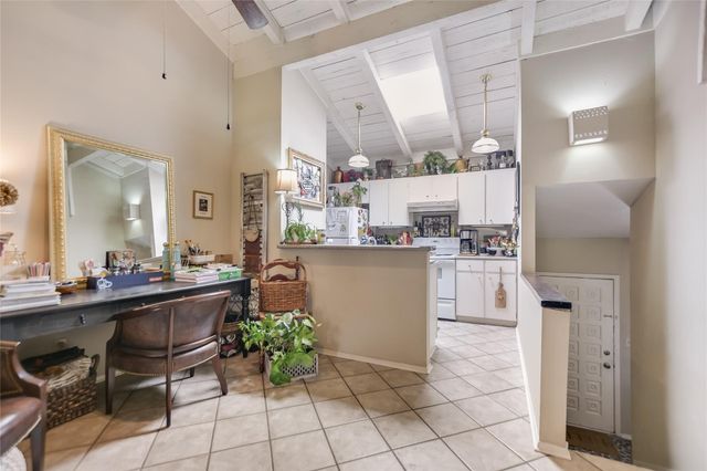 207 Hi CIR N 112, Horseshoe Bay, TX 78657