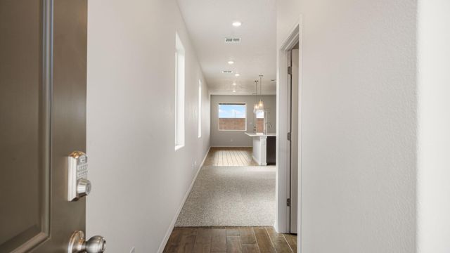 3305 Dijamant Loop SE, Rio Rancho, NM 87124