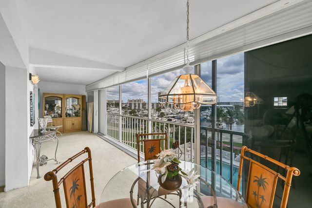 907 Marina Drive 401, North Palm Beach, FL 33408