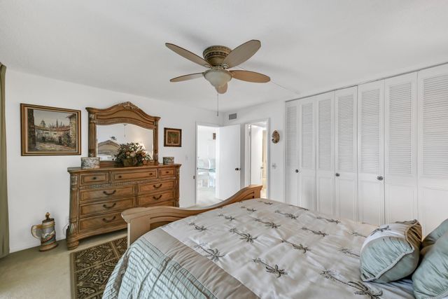 907 Marina Drive 401, North Palm Beach, FL 33408