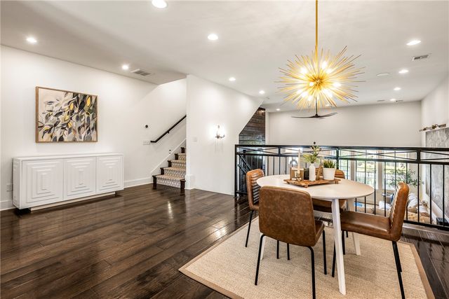 228 SE 2nd Street, Bentonville, AR 72712