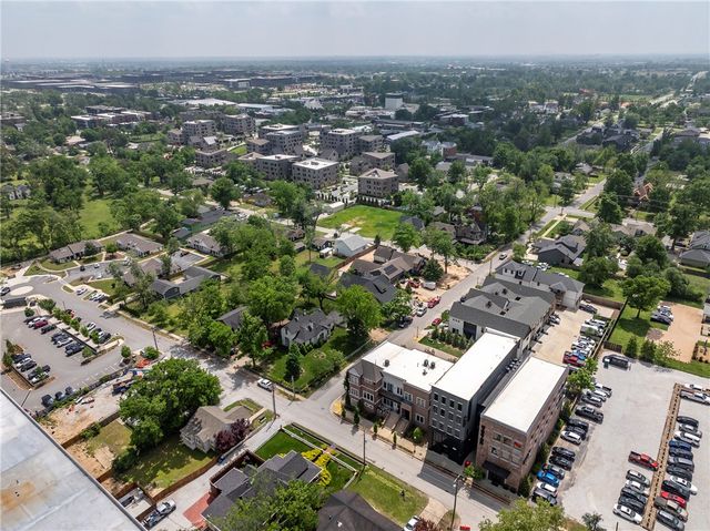 228 SE 2nd Street, Bentonville, AR 72712
