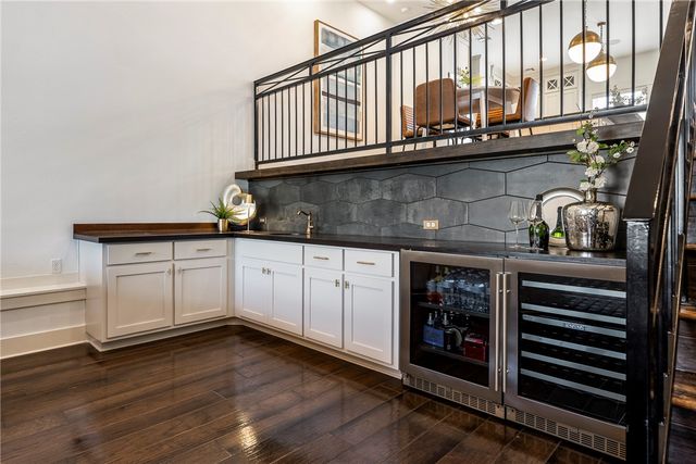228 SE 2nd Street, Bentonville, AR 72712