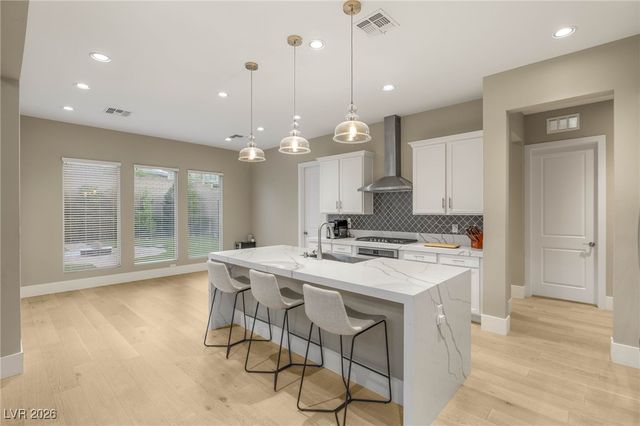 2720 Natural Rock Drive, Las Vegas, NV 89138