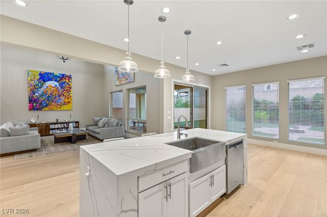 2720 Natural Rock Drive, Las Vegas, NV 89138