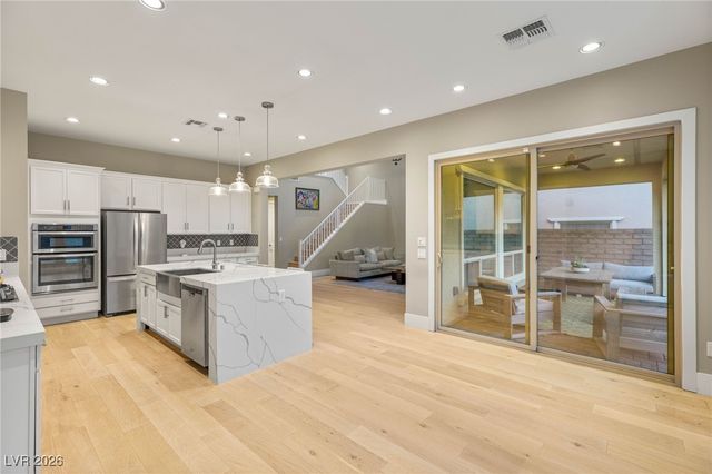 2720 Natural Rock Drive, Las Vegas, NV 89138