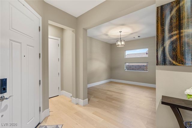 2720 Natural Rock Drive, Las Vegas, NV 89138