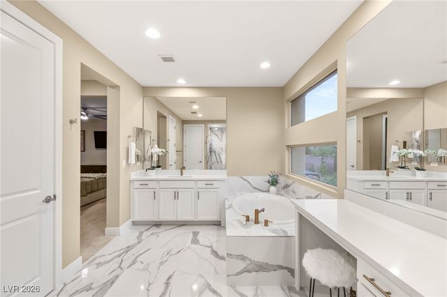 2720 Natural Rock Drive, Las Vegas, NV 89138