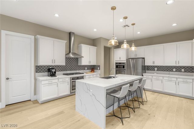 2720 Natural Rock Drive, Las Vegas, NV 89138