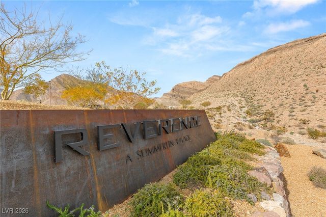 2720 Natural Rock Drive, Las Vegas, NV 89138