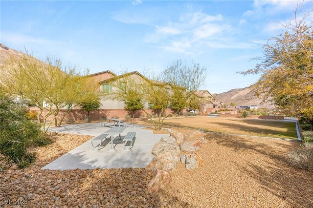 2720 Natural Rock Drive, Las Vegas, NV 89138