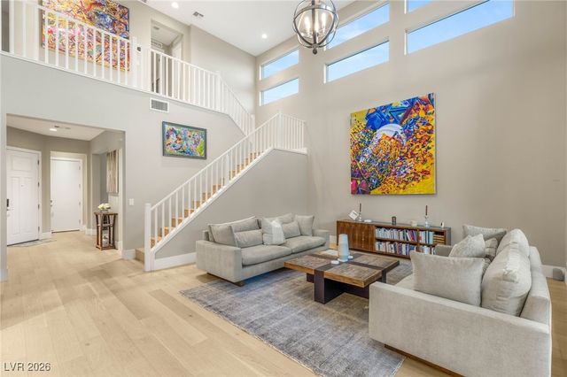 2720 Natural Rock Drive, Las Vegas, NV 89138