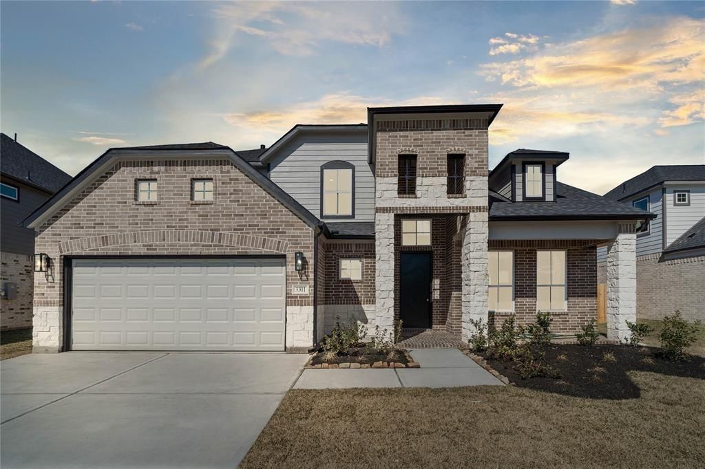 2104 Golden Spruce Lane, Conroe, TX 77301