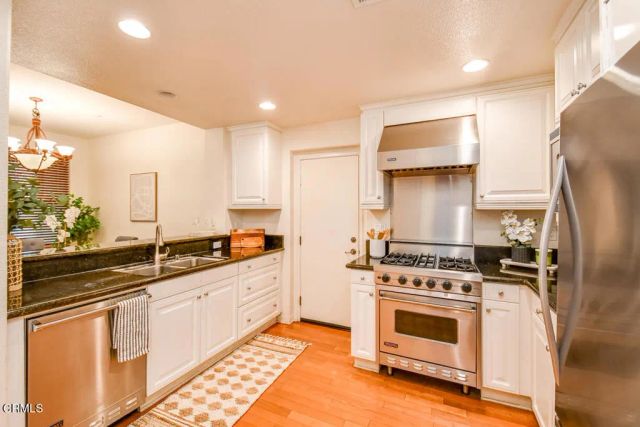 2461 Wagner Street 3, Pasadena, CA 91107
