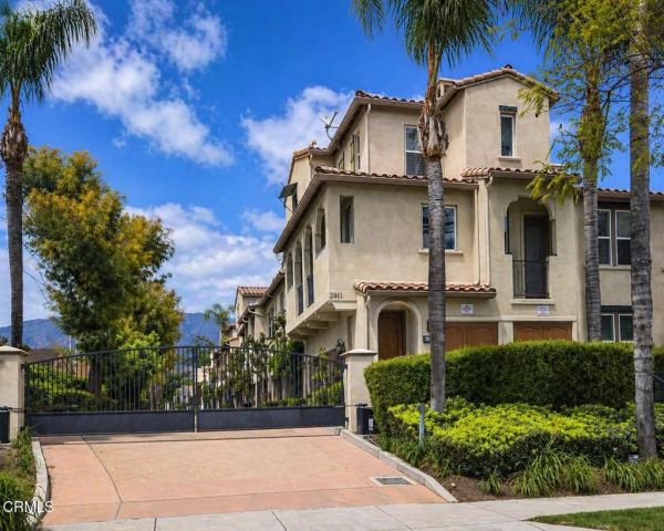 2461 Wagner Street 3, Pasadena, CA 91107
