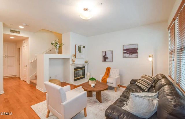 2461 Wagner Street 3, Pasadena, CA 91107