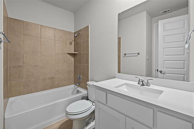 1506 Golden Meadow Drive, Van Alstyne, TX 75495
