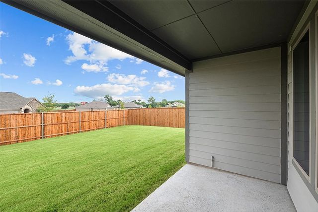 1506 Golden Meadow Drive, Van Alstyne, TX 75495