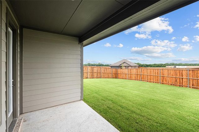 1506 Golden Meadow Drive, Van Alstyne, TX 75495