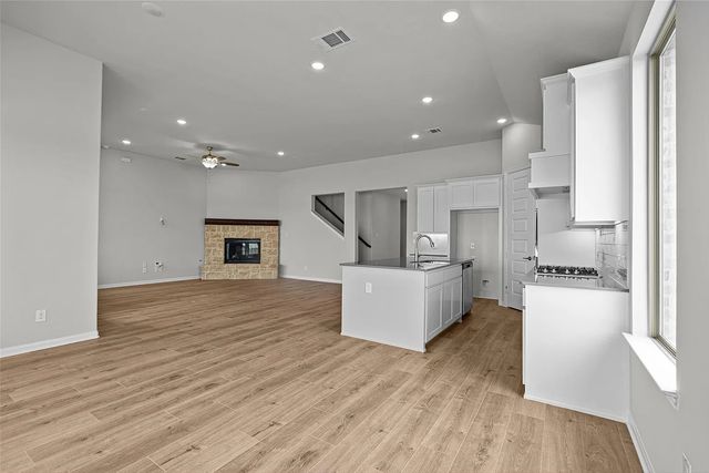 1506 Golden Meadow Drive, Van Alstyne, TX 75495
