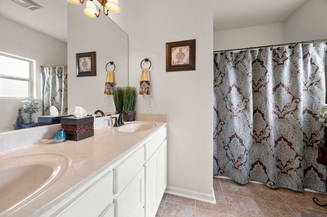 11412 Rossow Ct, Denham Springs, LA 70726