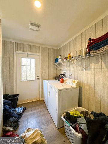 2220 O W Adams Road, Dewy Rose, GA 30634