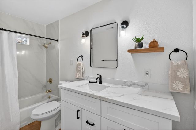 1501 Dickson St, Sacramento, CA 95822