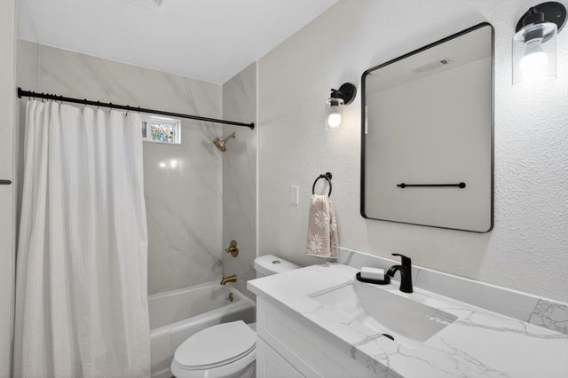 1501 Dickson St, Sacramento, CA 95822