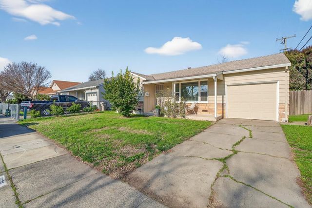 1501 Dickson St, Sacramento, CA 95822