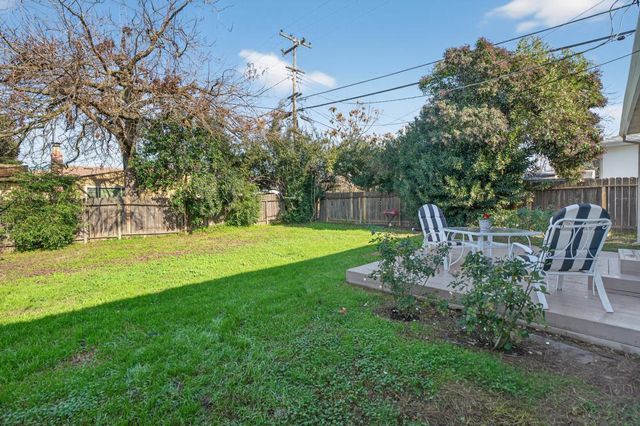 1501 Dickson St, Sacramento, CA 95822