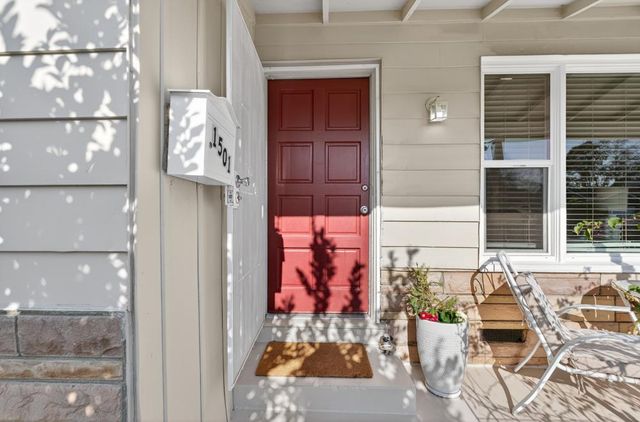 1501 Dickson St, Sacramento, CA 95822