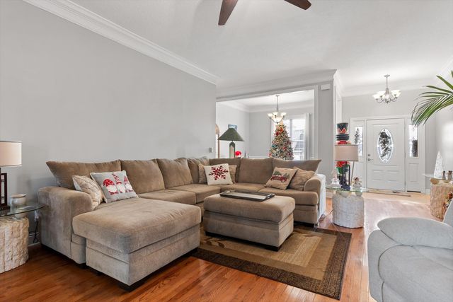 8877 Sunridge Drive, Ooltewah, TN 37363